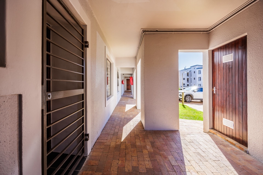2 Bedroom Property for Sale in Sonstraal Heights Western Cape
